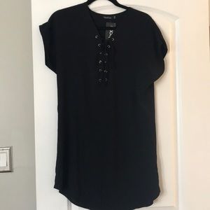 Boohoo S/M lace up dress